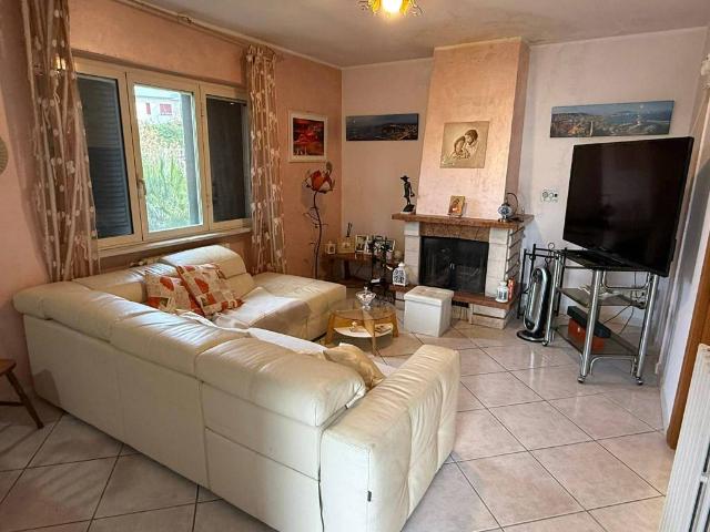 Villa Indipendente in vendita a Agropoli, Campania