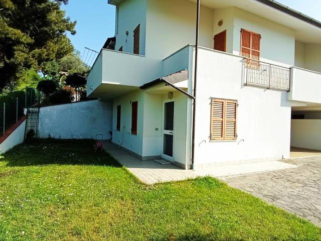 Villa Indipendente in vendita a Marche, Ancona