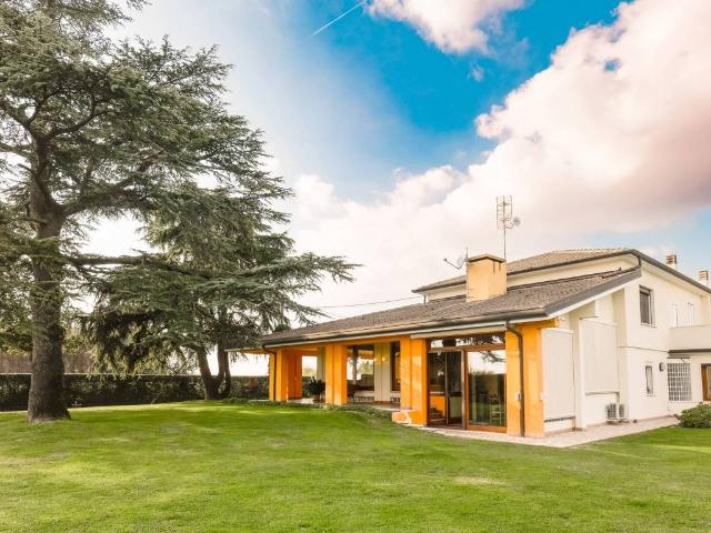 Villa Indipendente in vendita a Agugliaro, Veneto