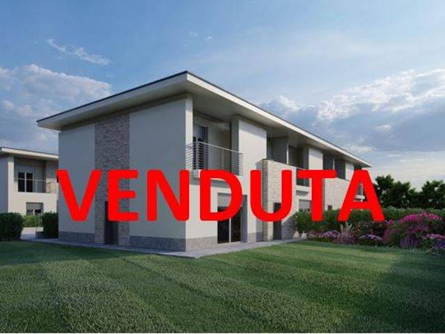 Villa Indipendente in vendita a Aicurzio, Lombardia