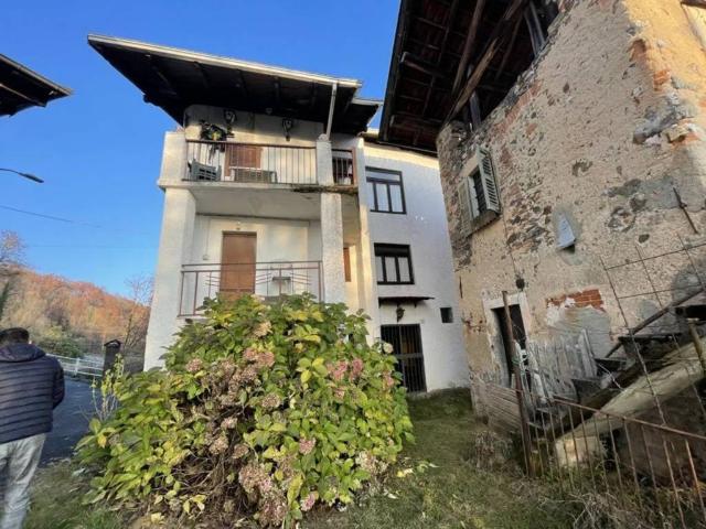 Villa Indipendente in vendita a Piemonte, Biella