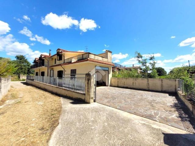 Villa Indipendente in vendita a Airola, Campania