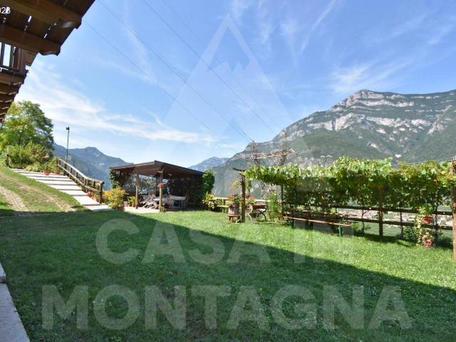 Villa Indipendente in vendita a Comunità della Vallagarina, Ala