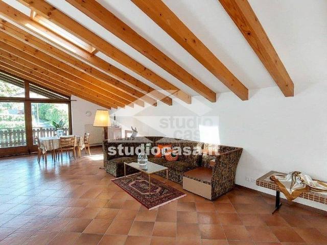 Villa Indipendente in vendita a Comunità Alto Garda e Ledro, Riva
