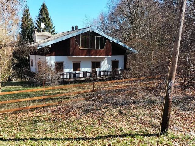 Villa Indipendente in vendita a Comunità della Vallagarina, Sant'anna D'alfaedo