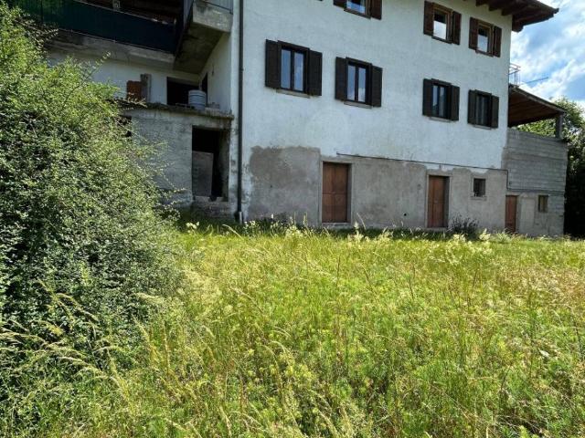 Villa Indipendente in vendita a Pilcante, Ala