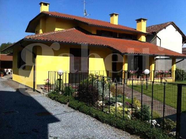 Villa Indipendente in vendita a Alagna Lomellina, Lombardia