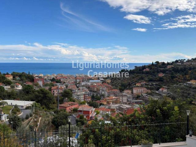 Villa Indipendente in vendita a Moglio, Alassio