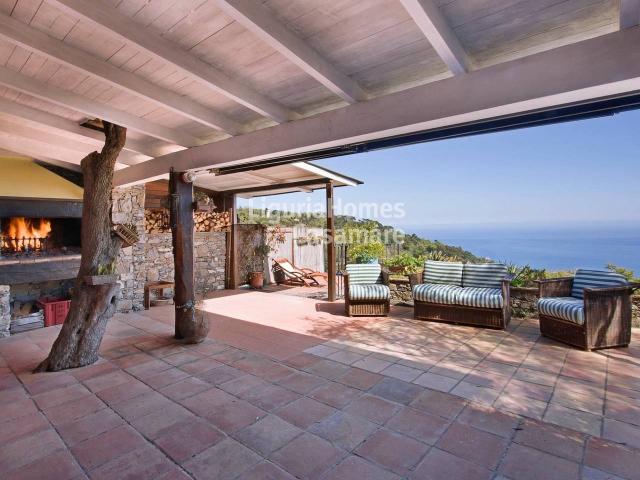 Villa Indipendente in vendita a Alassio, Liguria