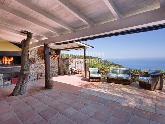 Villa Indipendente in vendita a Alassio, Liguria