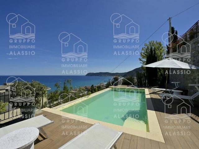 Villa Indipendente in vendita a Alassio, Liguria