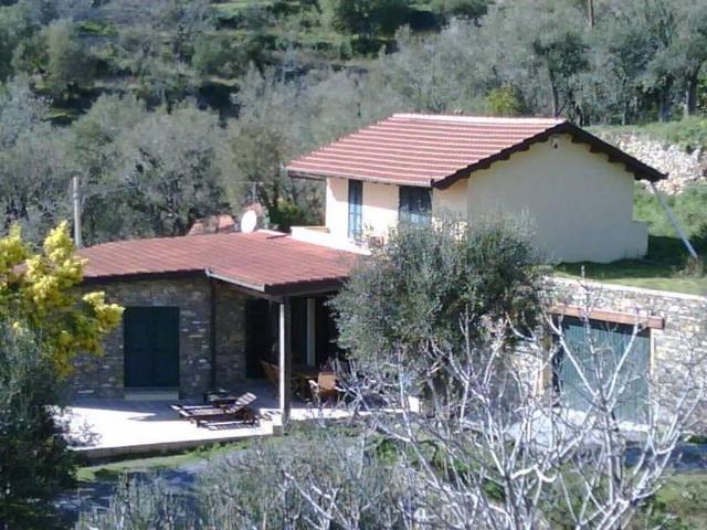 Villa Indipendente in vendita a Alassio, Liguria