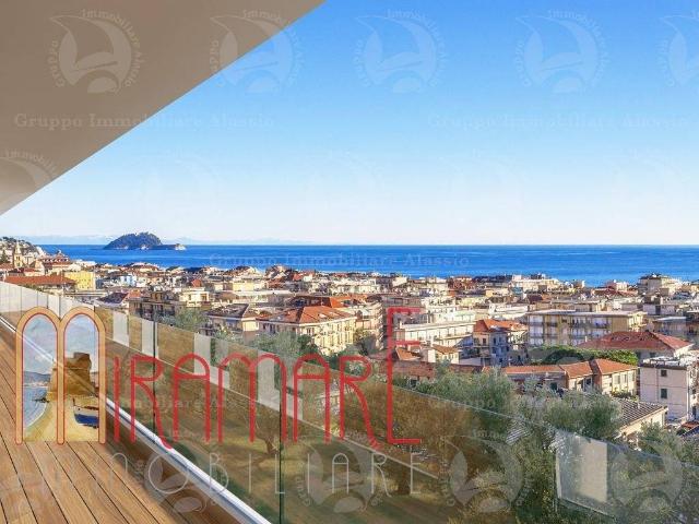 Villa Indipendente in vendita a Alassio, Liguria