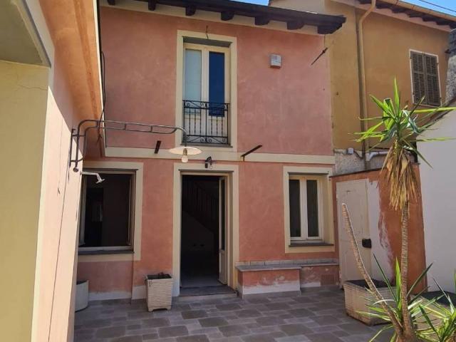 Villa Indipendente in vendita a Alassio, Liguria