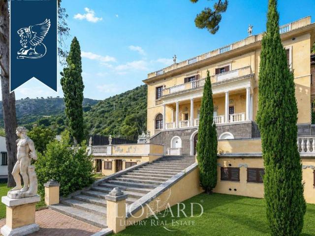 Villa Indipendente in vendita a Alassio, Liguria