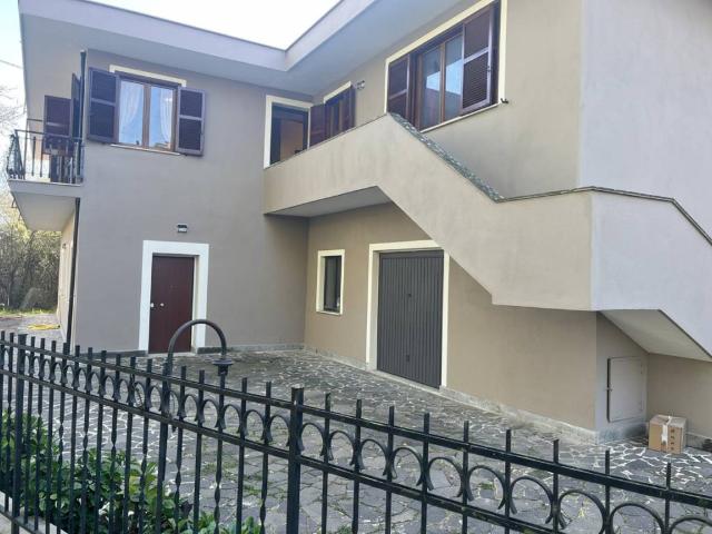 Villa Indipendente in vendita a Maddalena, Alatri