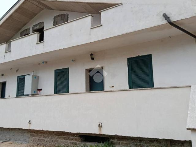 Villa Indipendente in vendita a Alatri, Lazio