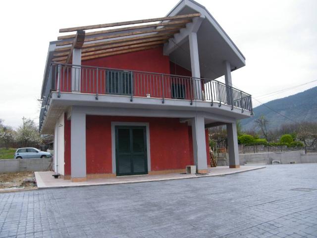 Villa Indipendente in vendita a Alatri, Lazio