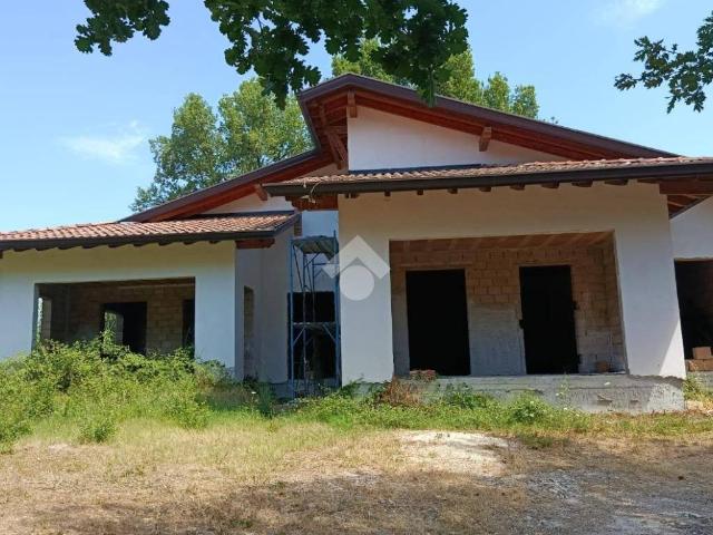 Villa Indipendente in vendita a Alatri, Lazio