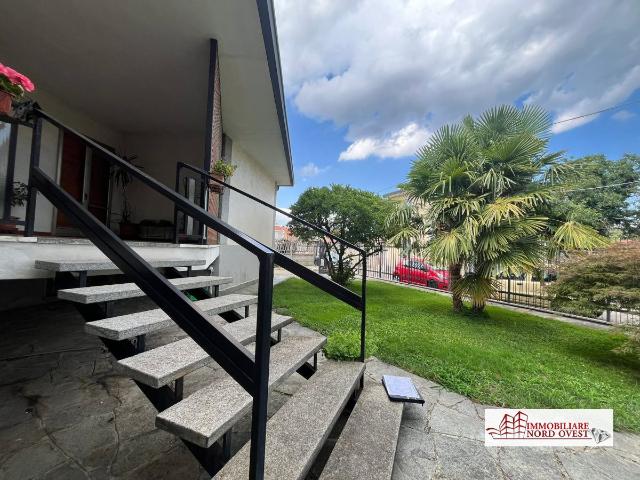 Villa Indipendente in vendita a Albairate, Lombardia