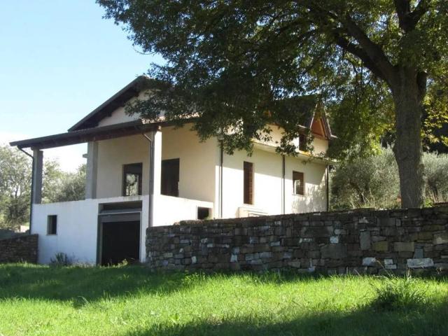 Villa Indipendente in vendita a Albanella, Campania