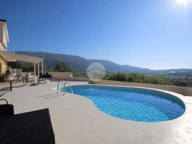 Villa Indipendente in vendita a Albanella, Campania