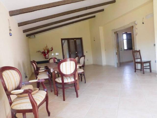 Villa Indipendente in vendita a Albanella, Campania