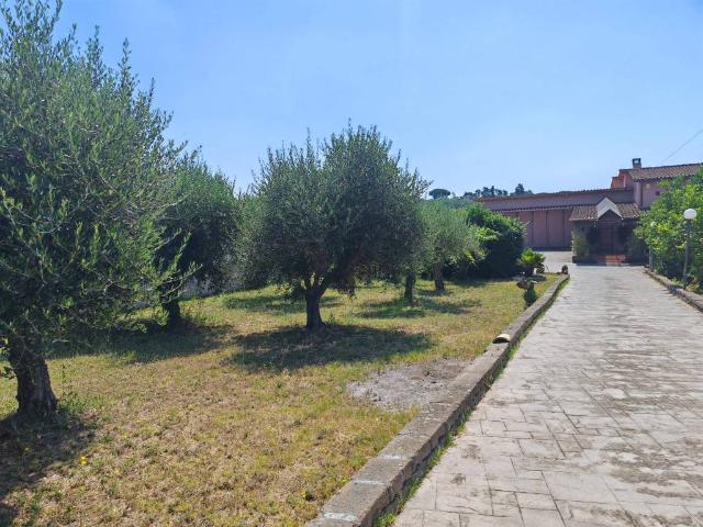 Villa Indipendente in vendita a Roma Capitale, Lazio