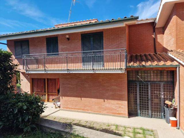 Villa Indipendente in vendita a Roma Capitale, Lazio
