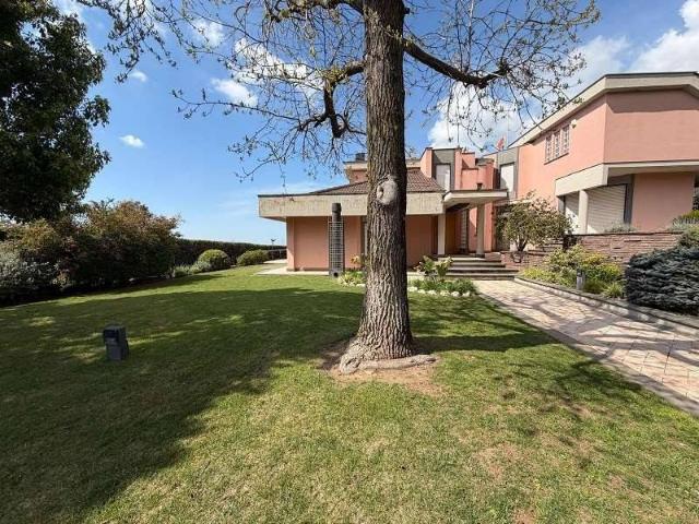 Villa Indipendente in vendita a Roma Capitale, Lazio
