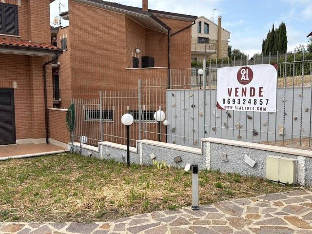 Villa Indipendente in vendita a Roma Capitale, Lazio