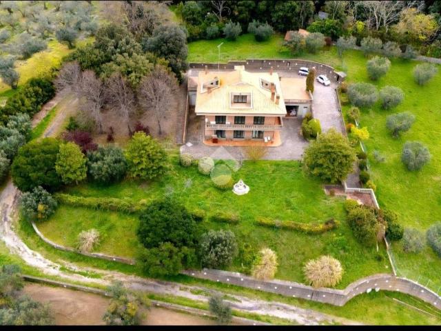 Villa Indipendente in vendita a Roma Capitale, Lazio