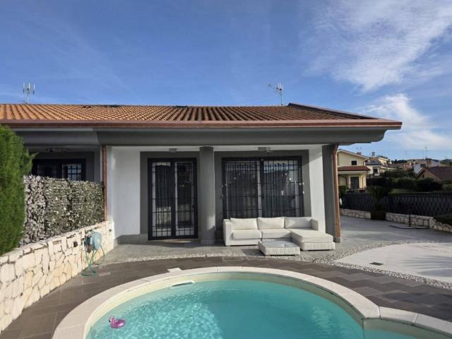 Villa Indipendente in vendita a Roma Capitale, Lazio
