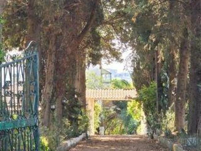 Villa Indipendente in vendita a Cecchina, Albano Laziale