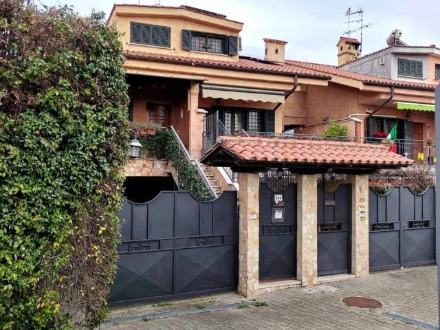 Villa Indipendente in vendita a Roma Capitale, Lazio