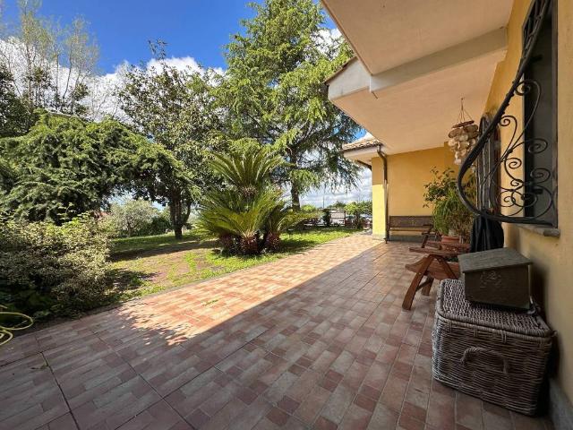 Villa Indipendente in vendita a Roma Capitale, Lazio