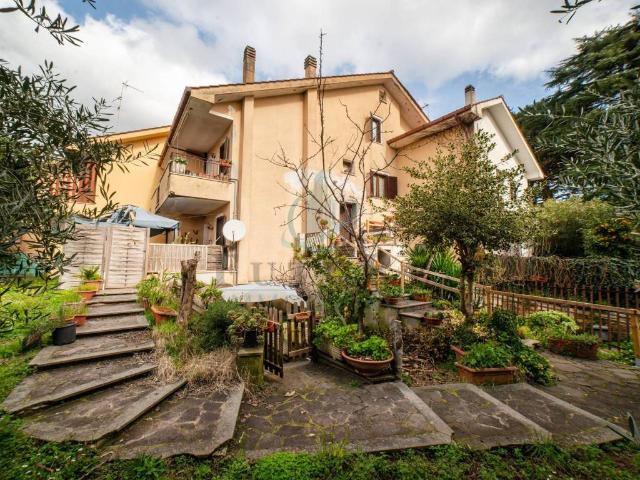 Villa Indipendente in vendita a Roma Capitale, Lazio