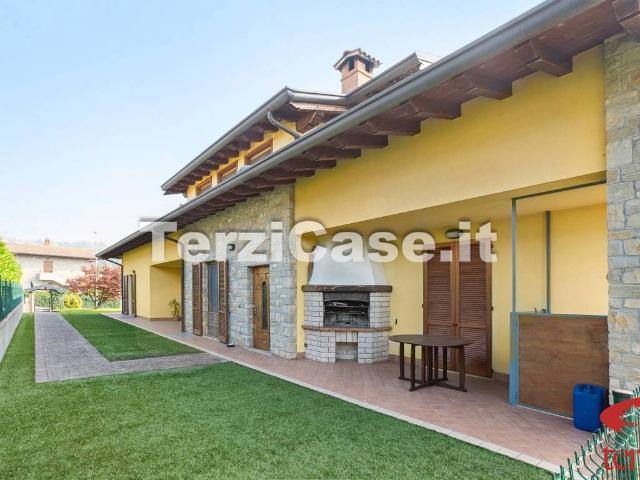 Villa Indipendente in vendita a Carbonera, Albano Sant'alessandro