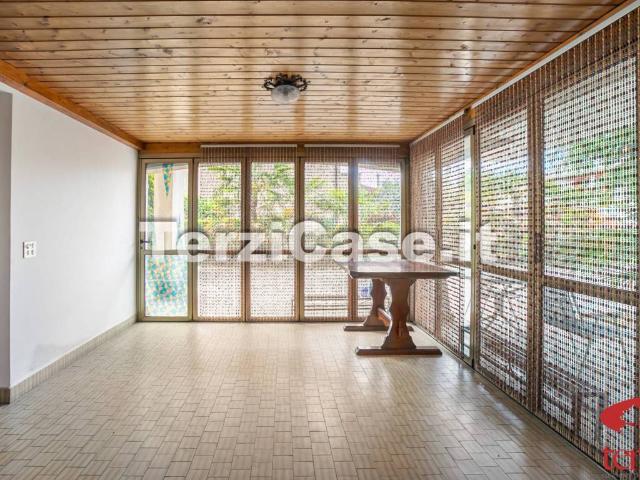 Villa Indipendente in vendita a Brusaporto, Lombardia