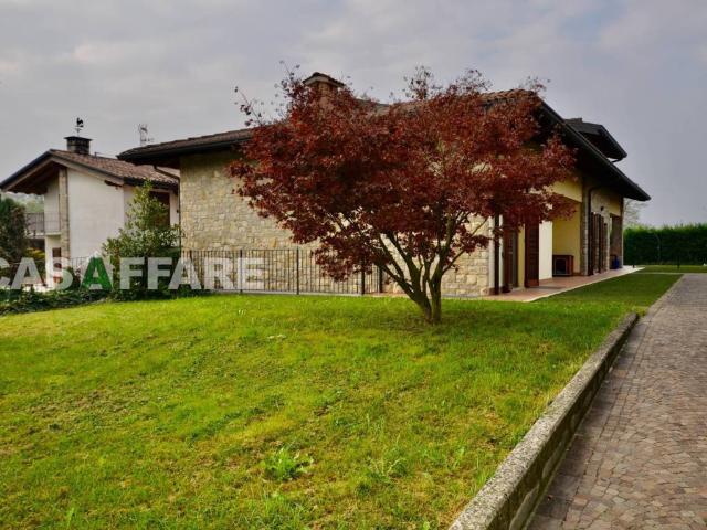 Villa Indipendente in vendita a Carbonera, Albano Sant'alessandro