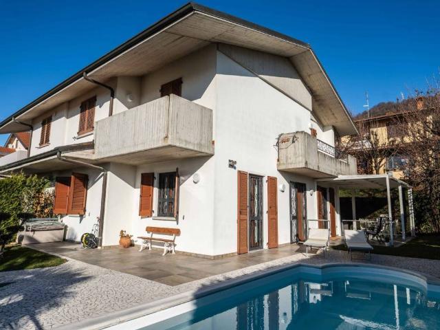 Villa Indipendente in vendita a Carbonera, Albano Sant'alessandro