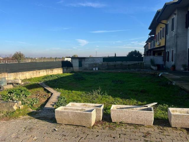 Villa Indipendente in vendita a Albaredo D'adige, Veneto