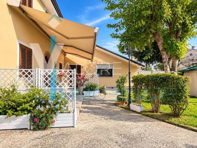Villa Indipendente in vendita a Michellorie, Albaredo d'Adige
