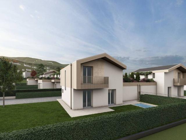 Villa Indipendente in vendita a Carcano, Albavilla