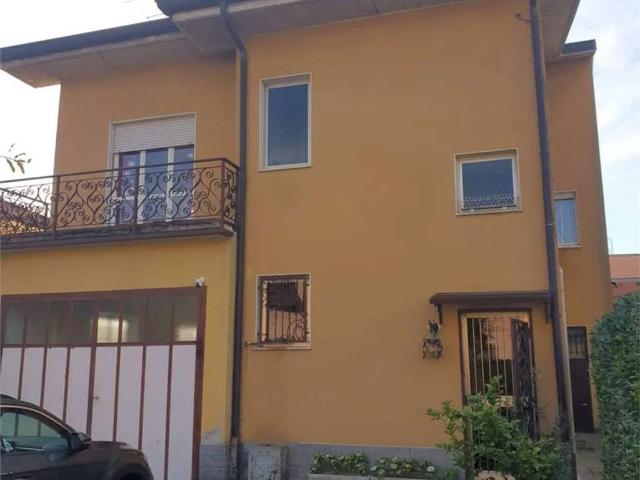 Villa Indipendente in vendita a Carcano, Albavilla