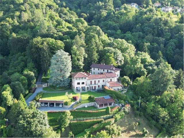 Villa Indipendente in vendita a Albavilla, Como