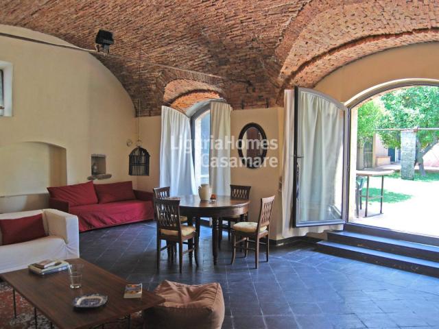Villa Indipendente in vendita a Bastia, Albenga