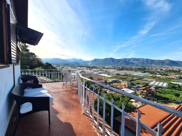 Villa Indipendente in vendita a Bastia, Albenga