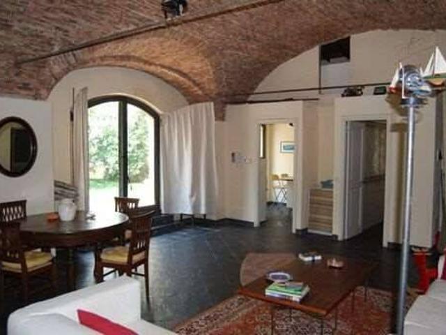 Villa Indipendente in vendita a Bastia, Albenga