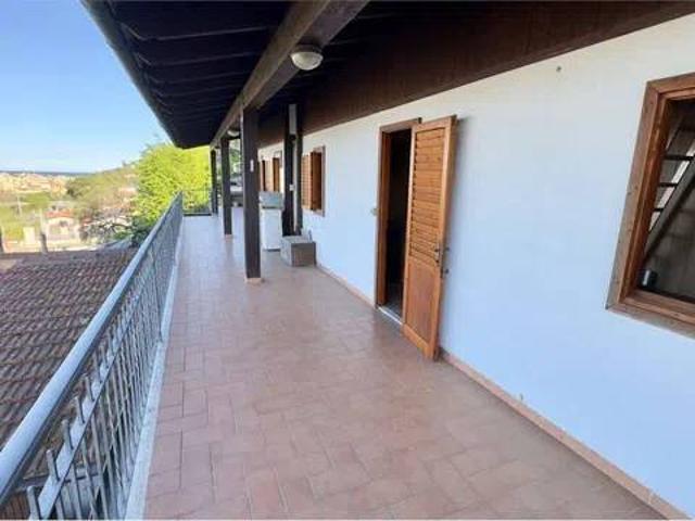 Villa Indipendente in vendita a Bastia, Albenga